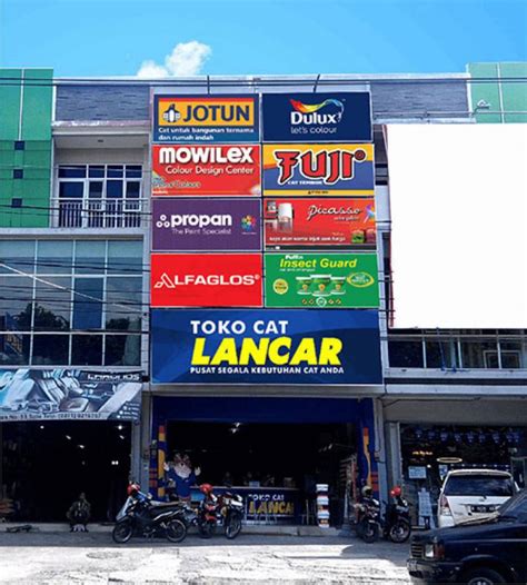 toko hasil baru foto 770 meter persegi, toko yang berlokasi di mal Pondok Indah 3 Jakarta ini disebut sebagai toko ikonik